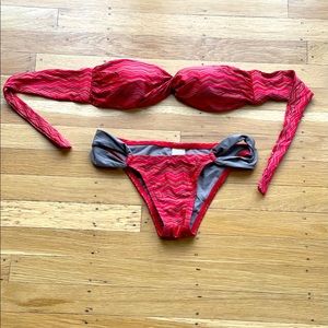 l*space | Red/Grey Twist Bandeau Bikini Set | XS